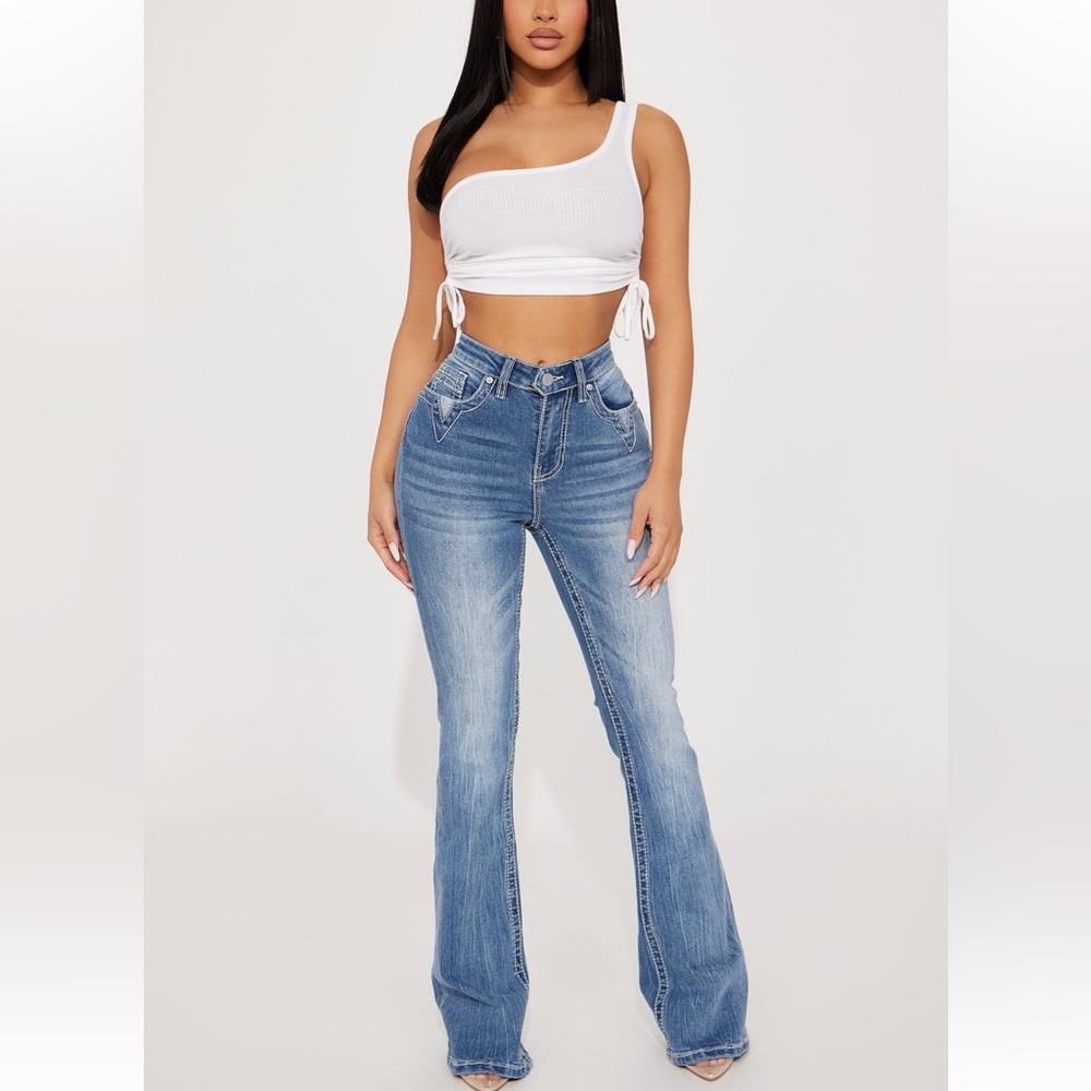 Fashion Nova Women’s Bootcut Jeans Size 11